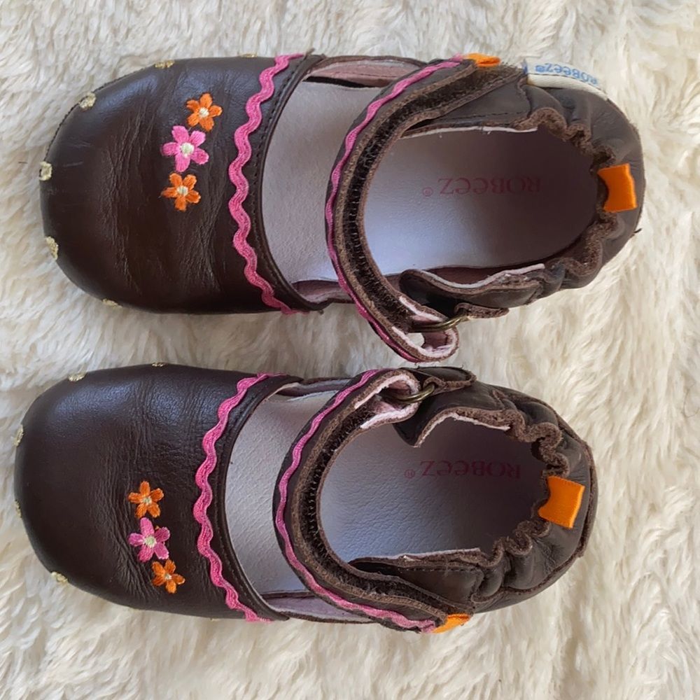 Robeez Mary Jane Shoes. Brown. Genuine Leather.